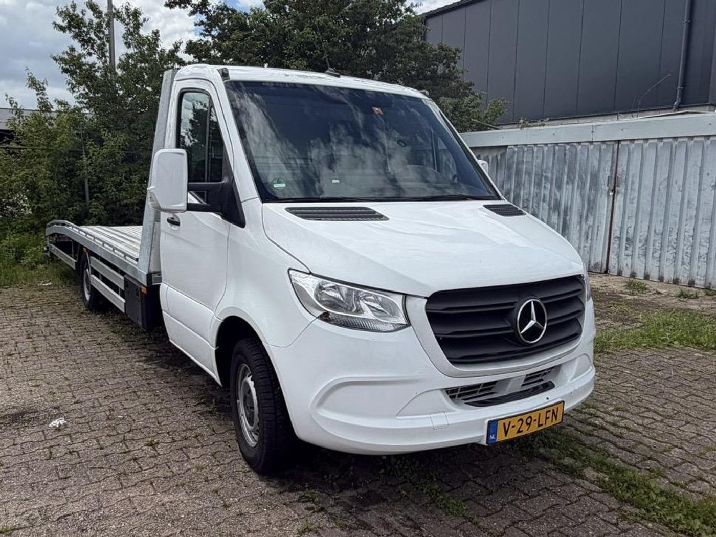 Mercedes-Benz Sprinter 317 1.9 CDI L3 RWD 2022 - voorkant