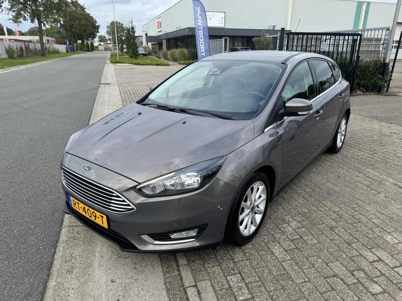Ford Focus 1.0 First Edition*Nieuwapk*dealeronderhouden* 2015 - voorkant