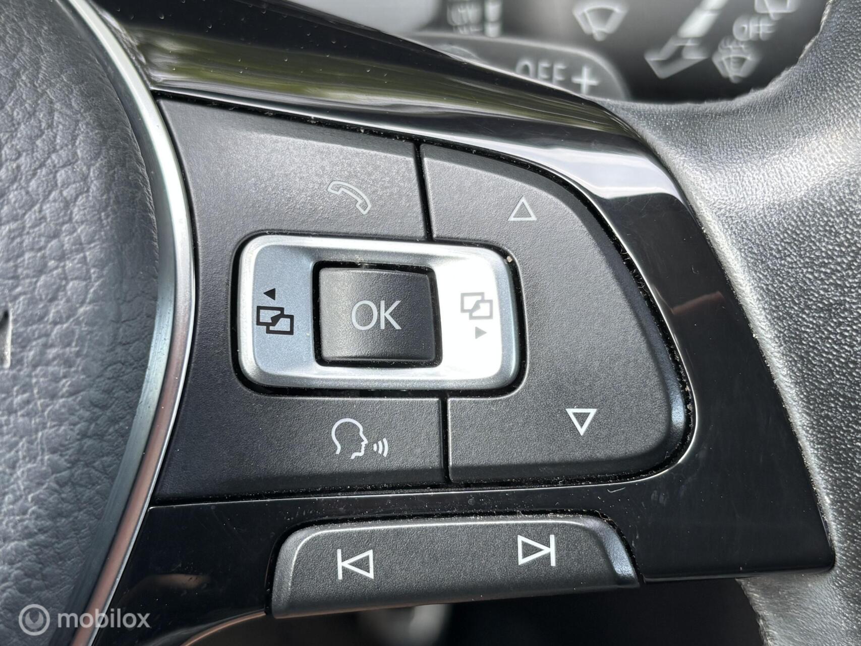 Foto van Volkswagen Golf Sportsvan