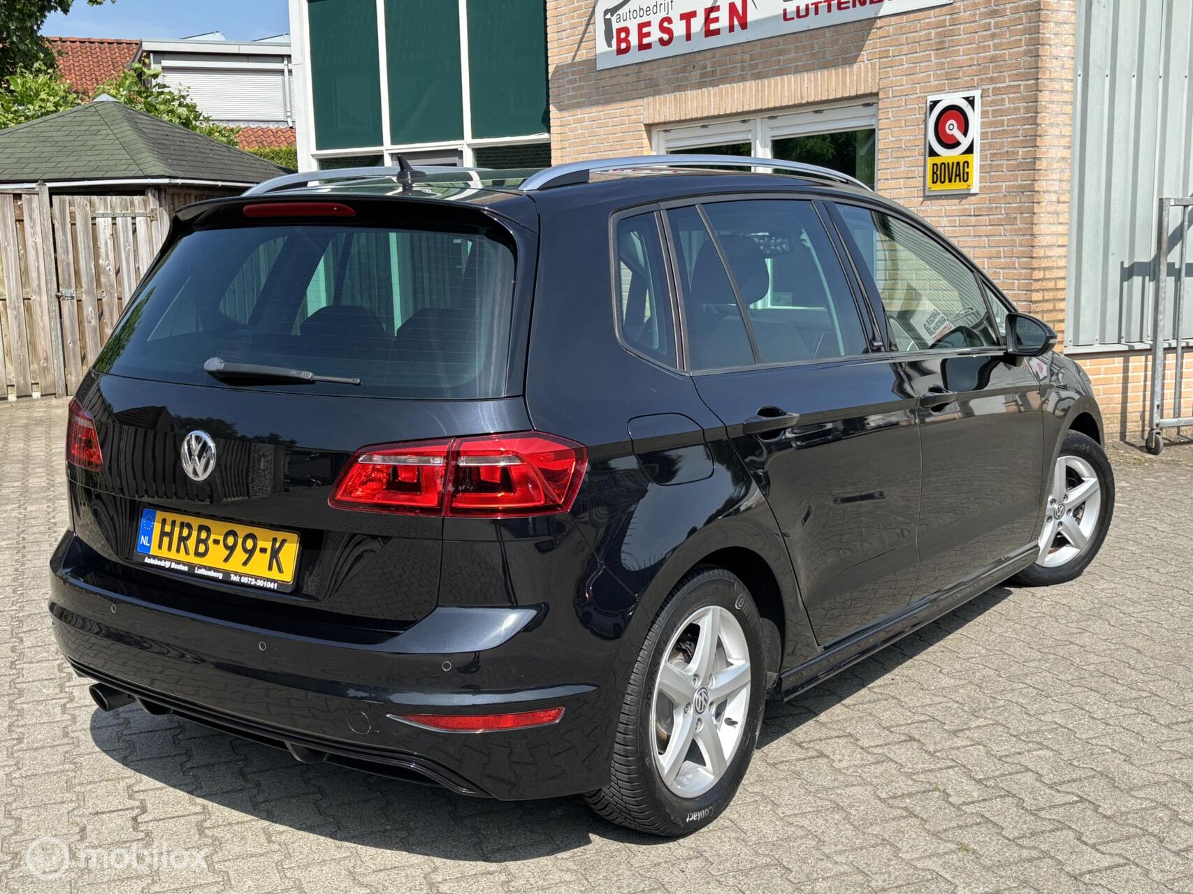 Foto van Volkswagen Golf Sportsvan