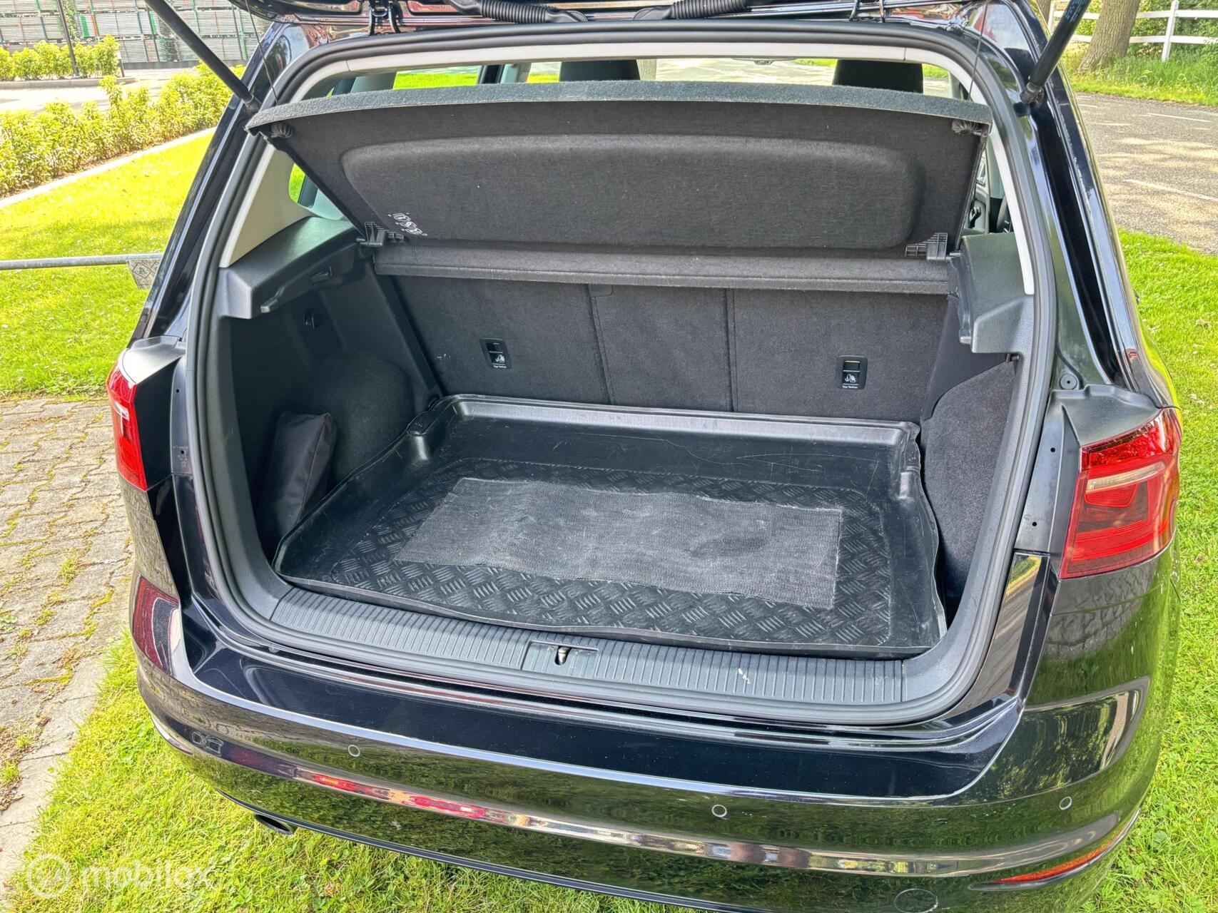 Foto van Volkswagen Golf Sportsvan