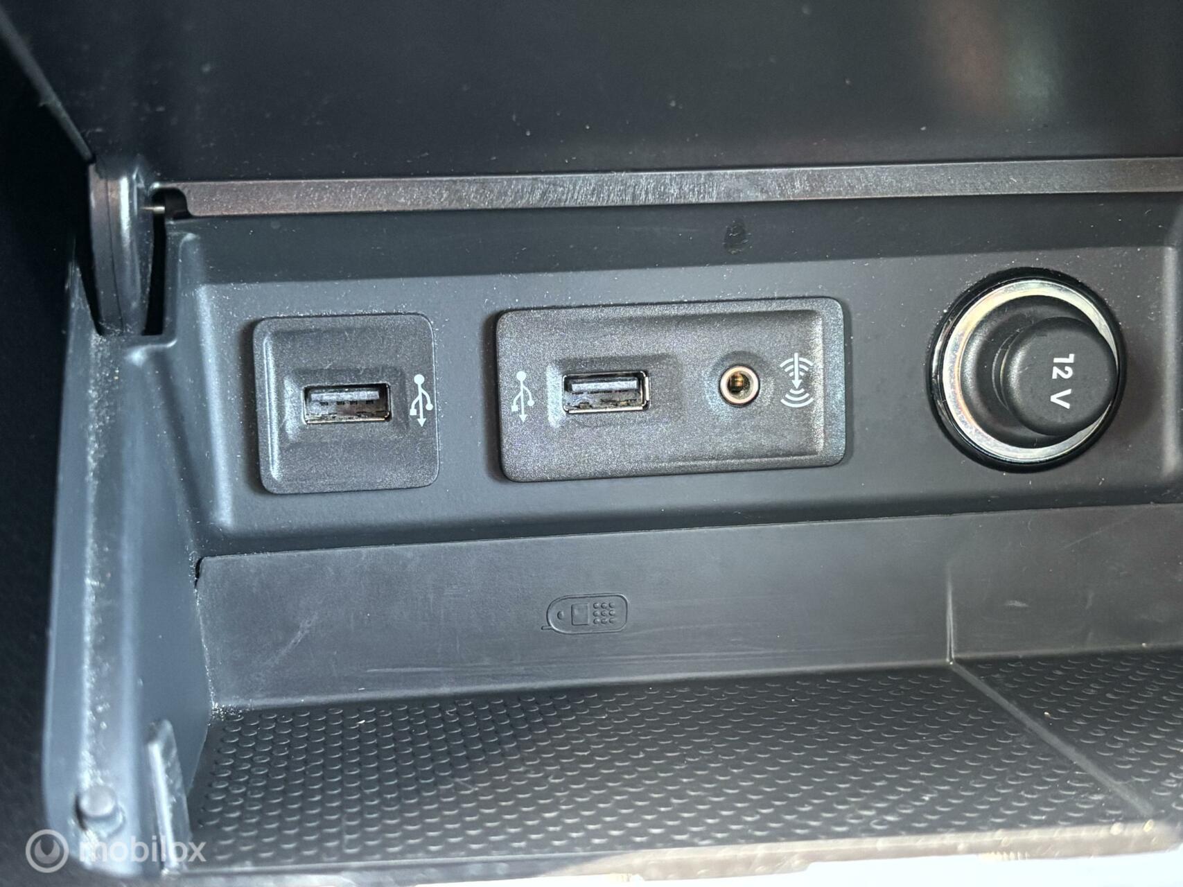 Foto van Volkswagen Golf Sportsvan