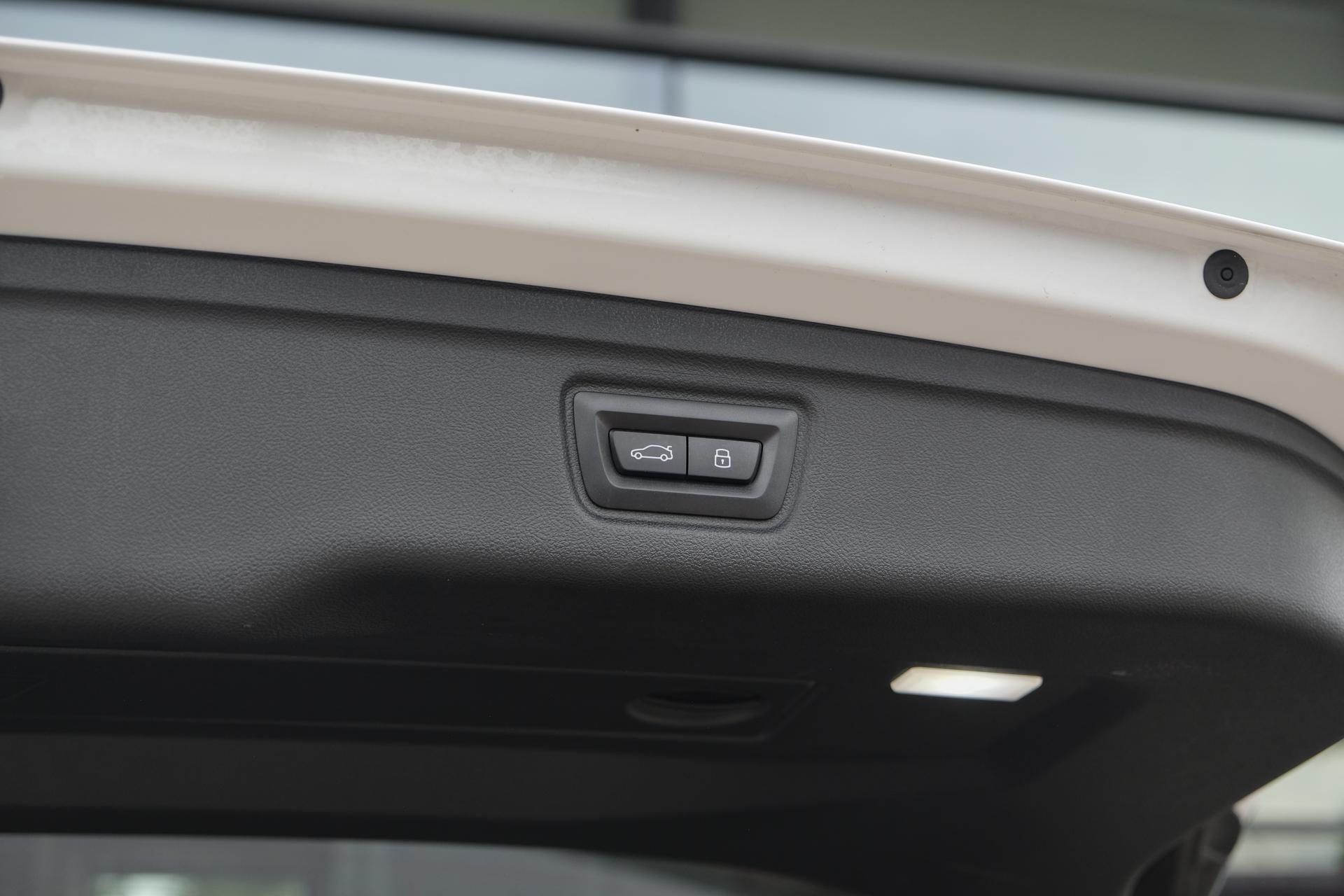 Foto van BMW 330e xDrive