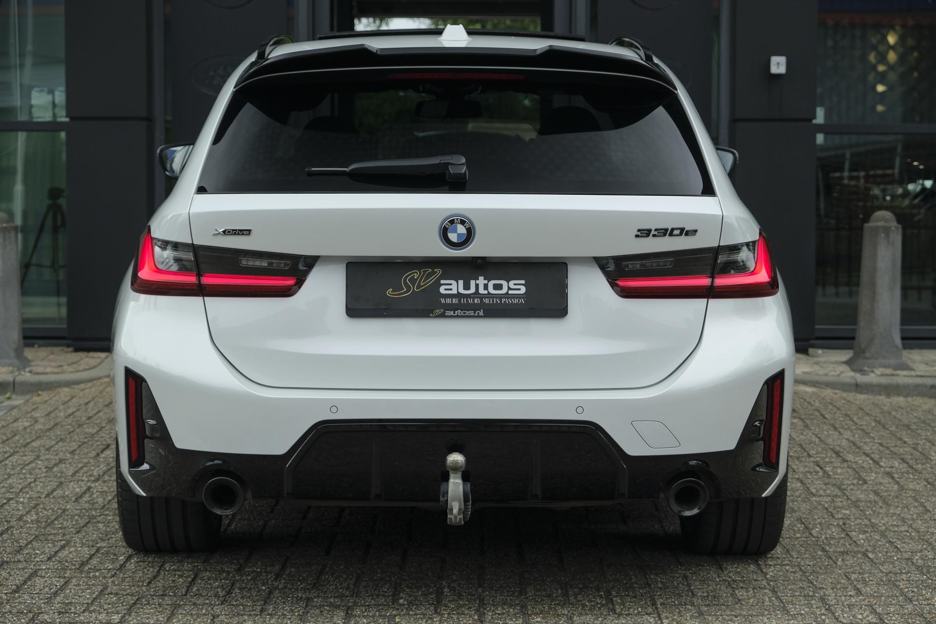 Foto van BMW 330e xDrive
