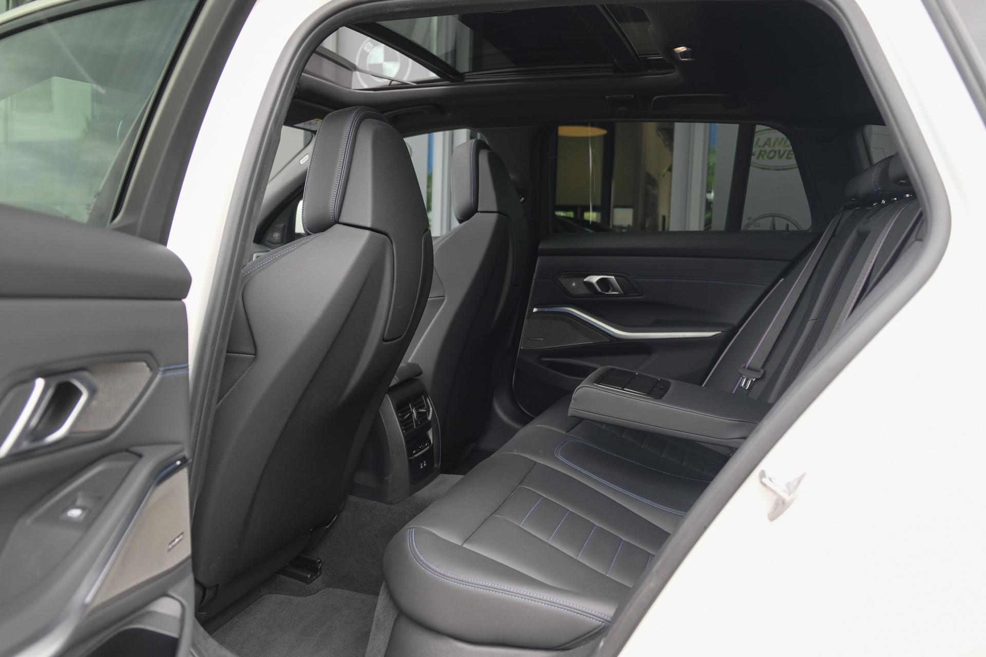 Foto van BMW 330e xDrive