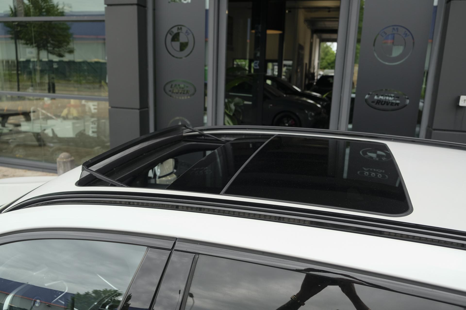 Foto van BMW 330e xDrive