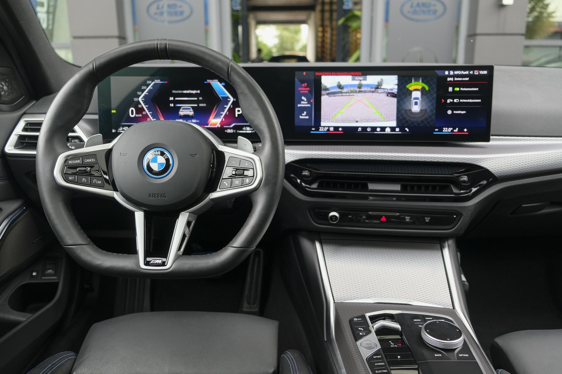 Foto van BMW 330e xDrive