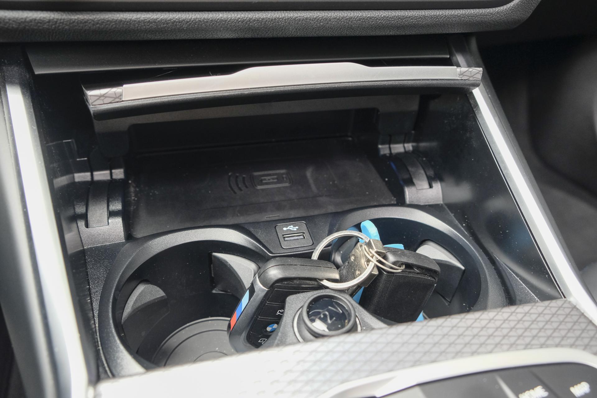 Foto van BMW 330e xDrive