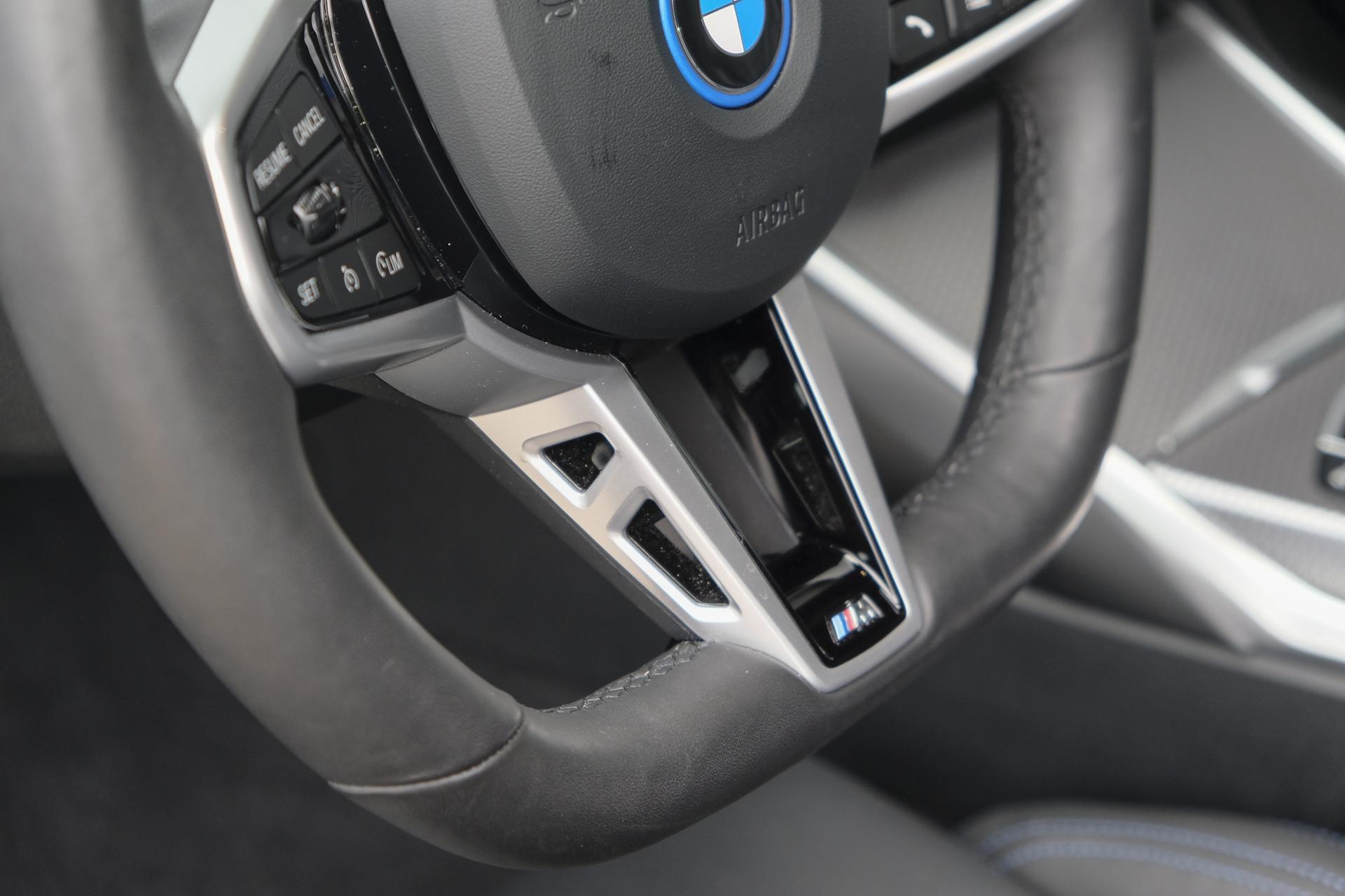 Foto van BMW 330e xDrive