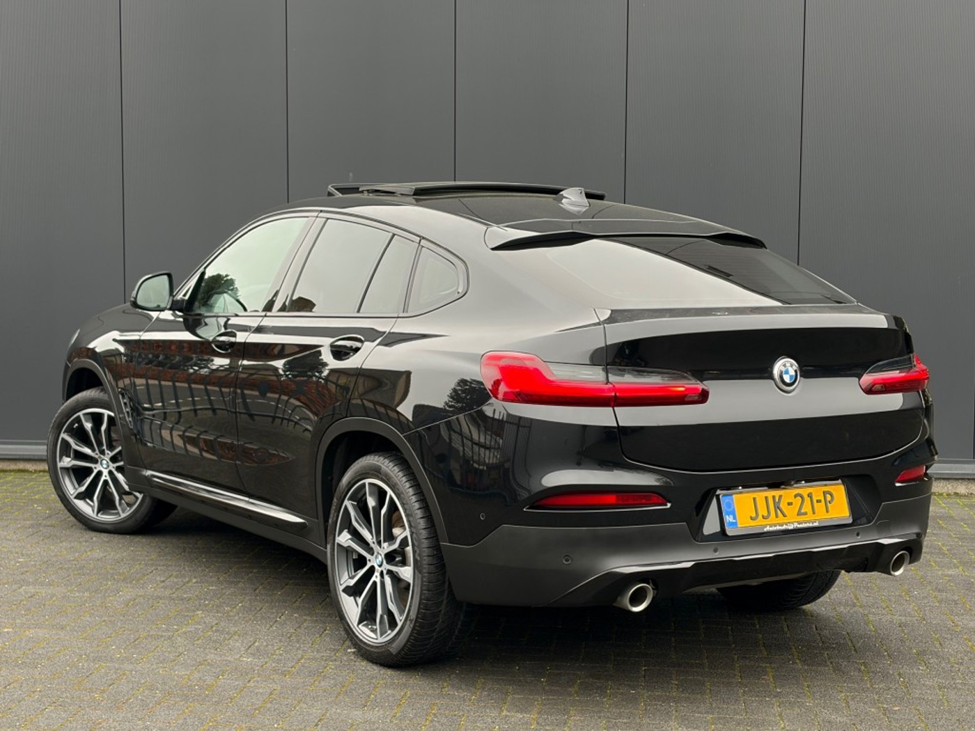 Foto van BMW X4