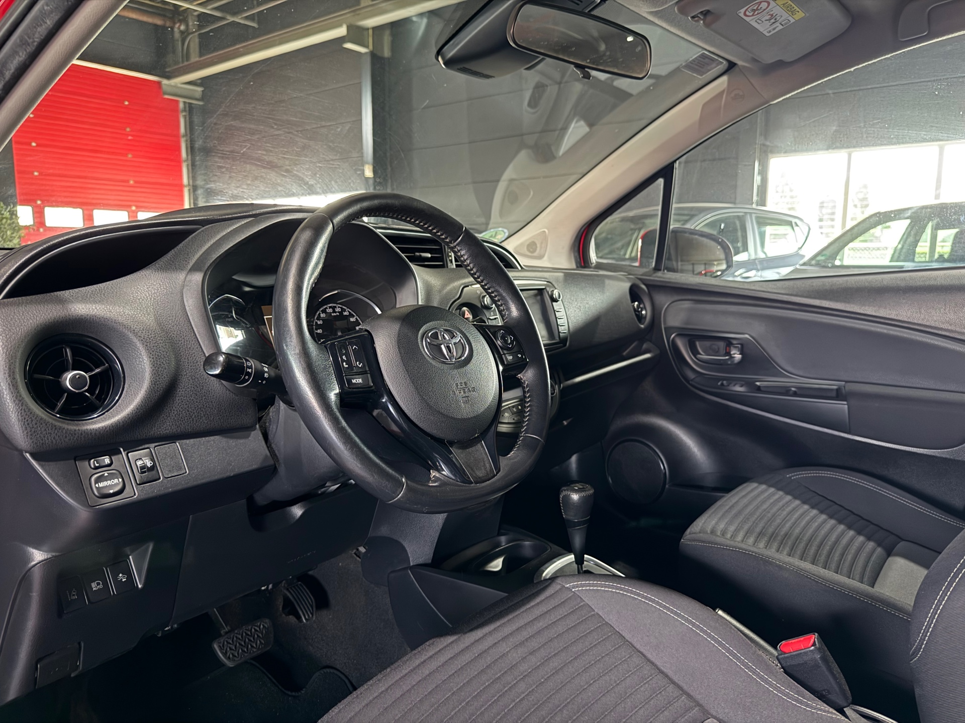 Foto van Toyota Toyota Yaris Hybrid