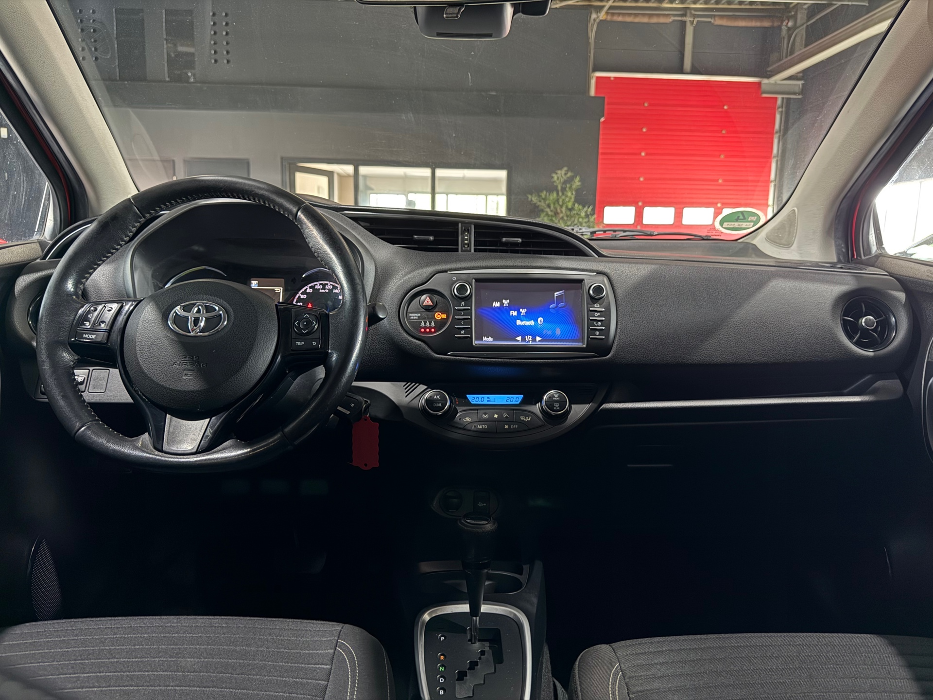 Foto van Toyota Toyota Yaris Hybrid