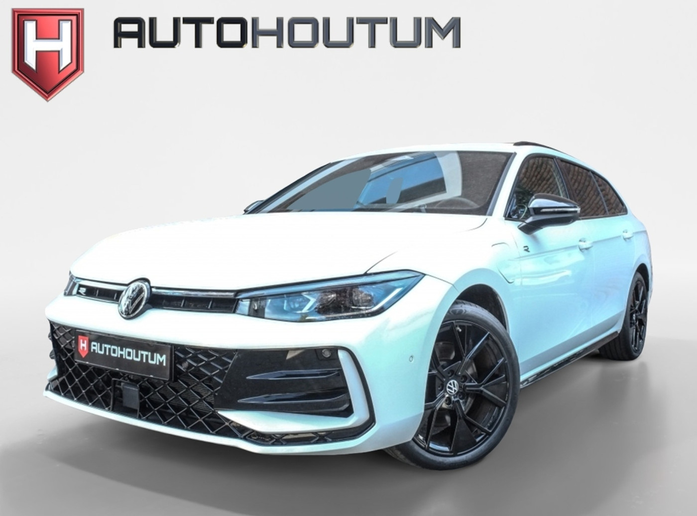 Volkswagen Passat Variant 1.5 eHybrid PHEV 272pk R-Line Edition Trekhaak, 360° Cam 2024 - voorkant