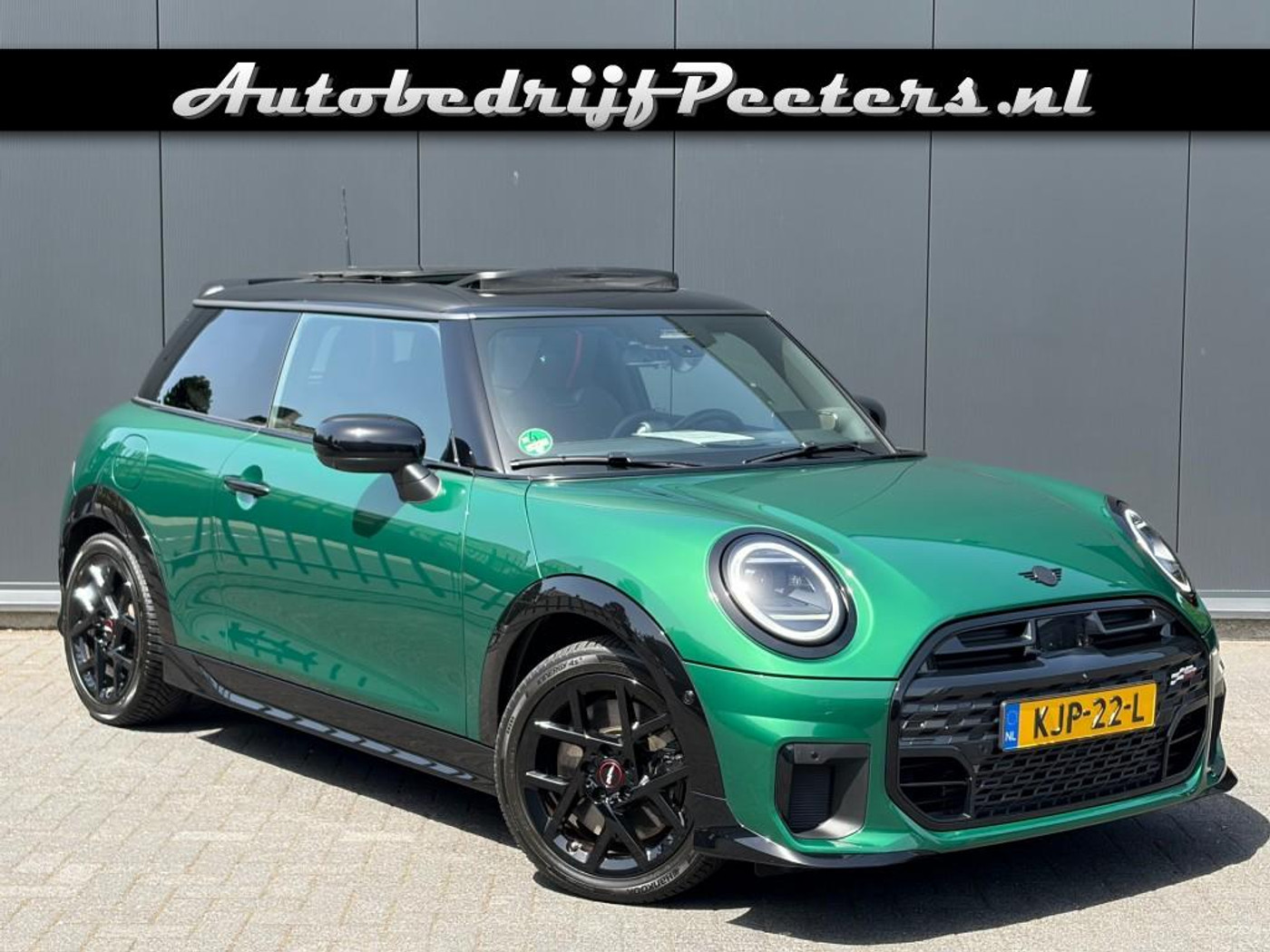 Mini Cooper S 2.0 JCW Pano ACC JCW-Stoel+Memory HUD Camera H/K 2024 - voorkant