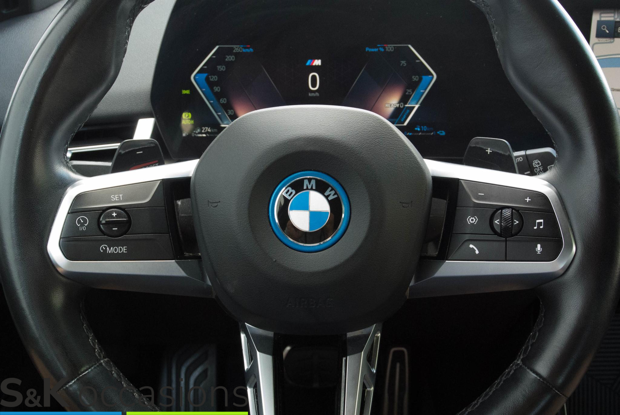 Foto van BMW 225e xDrive Active Tourer