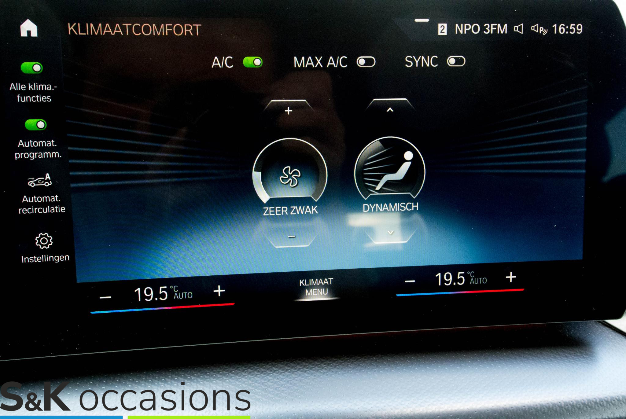 Foto van BMW 225e xDrive Active Tourer