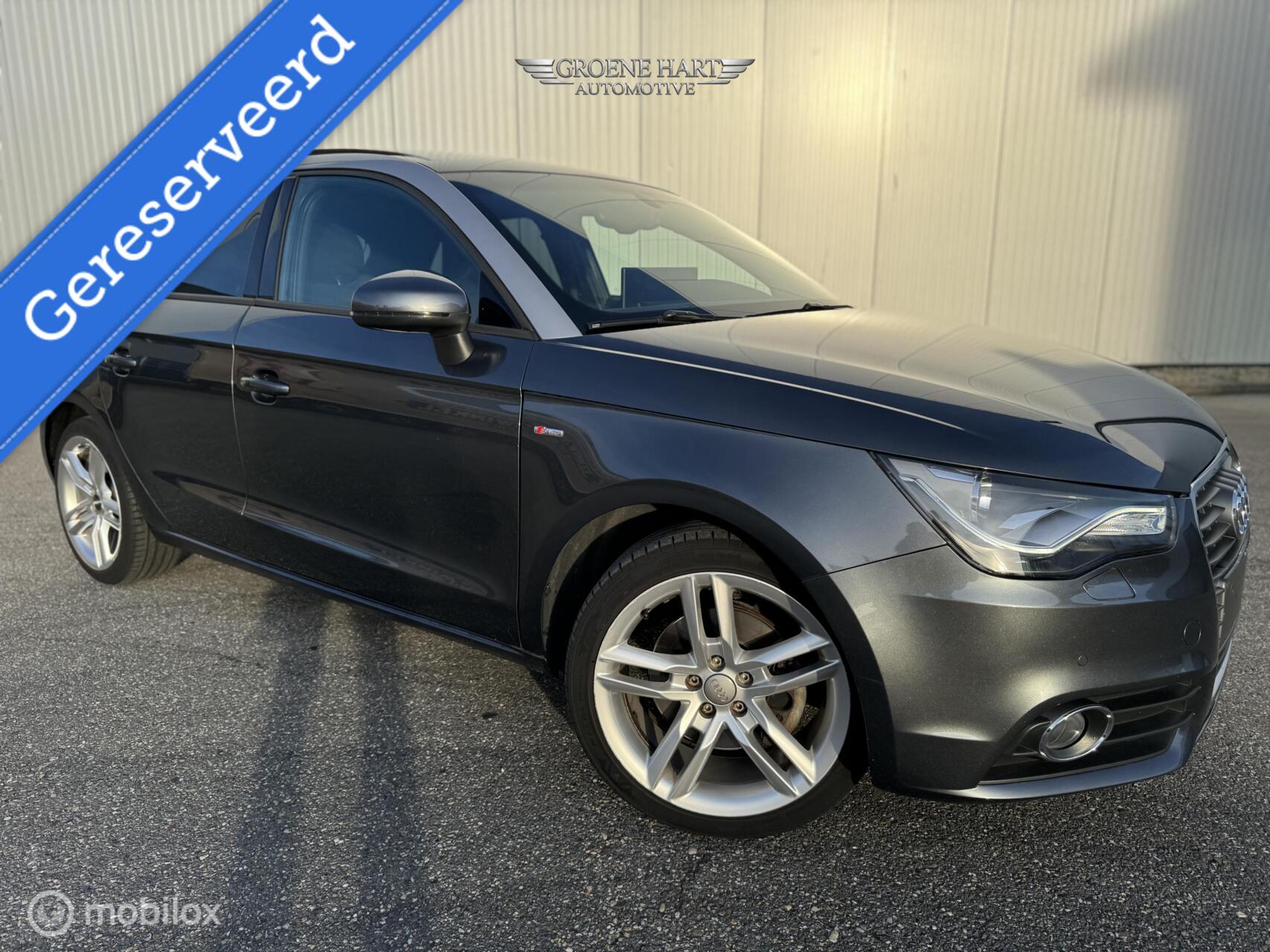 Audi A1 Sportback 1.4 TFSI 3x S-Line / APK / STOELVER / PANO 2014 - voorkant