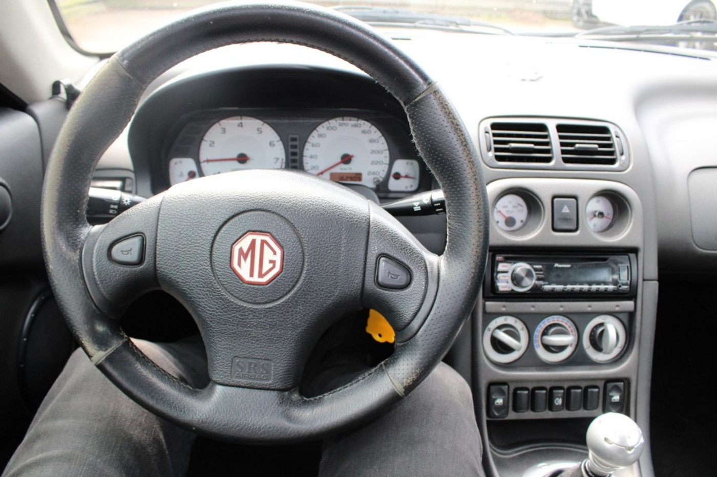 Foto van MG MGF