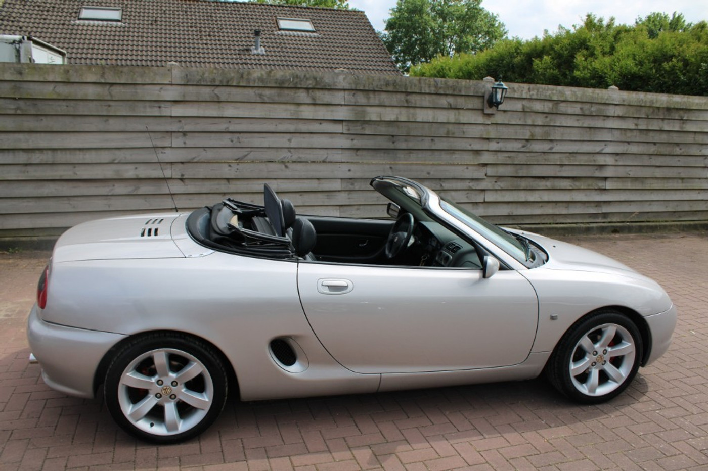 Foto van MG MGF