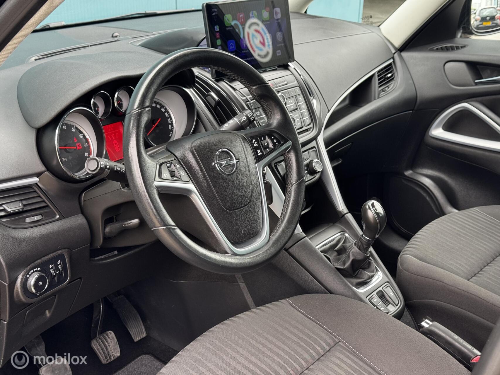 Foto van Opel Zafira Tourer