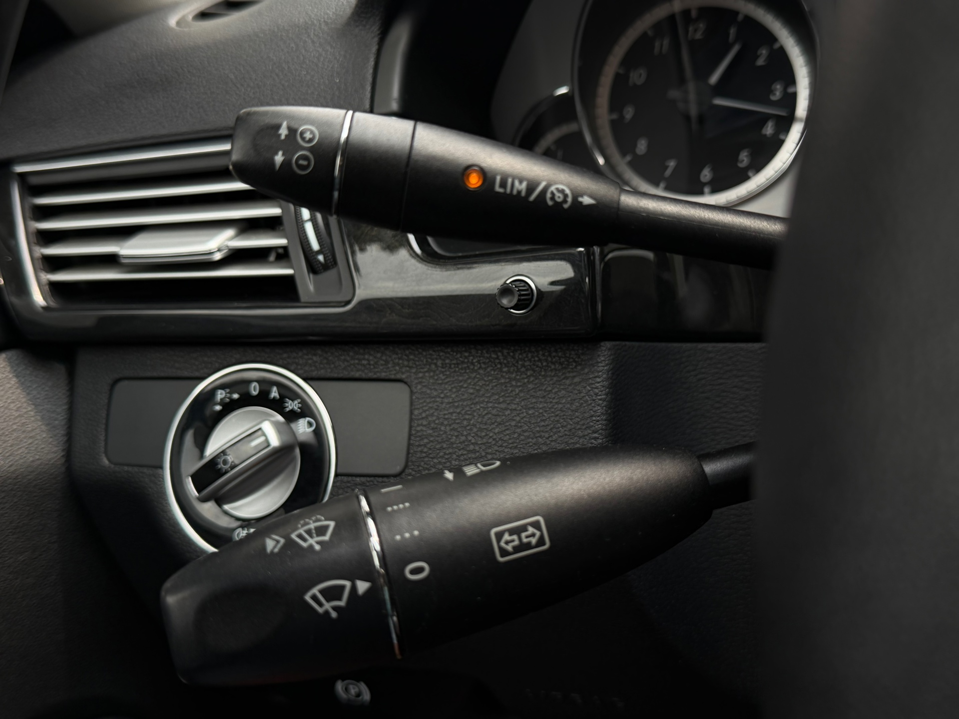 Foto van Mercedes-Benz E 200 Cgi