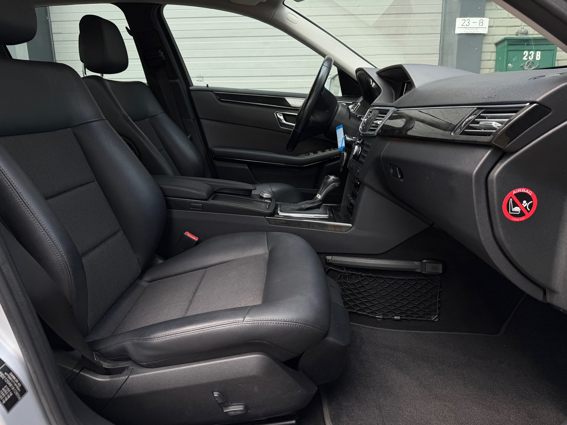 Foto van Mercedes-Benz E 200 Cgi
