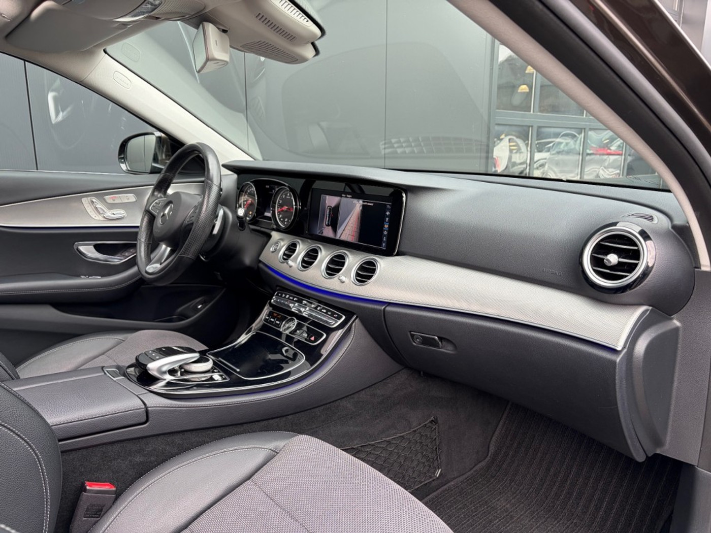 Foto van Mercedes-Benz E 200 4Matic