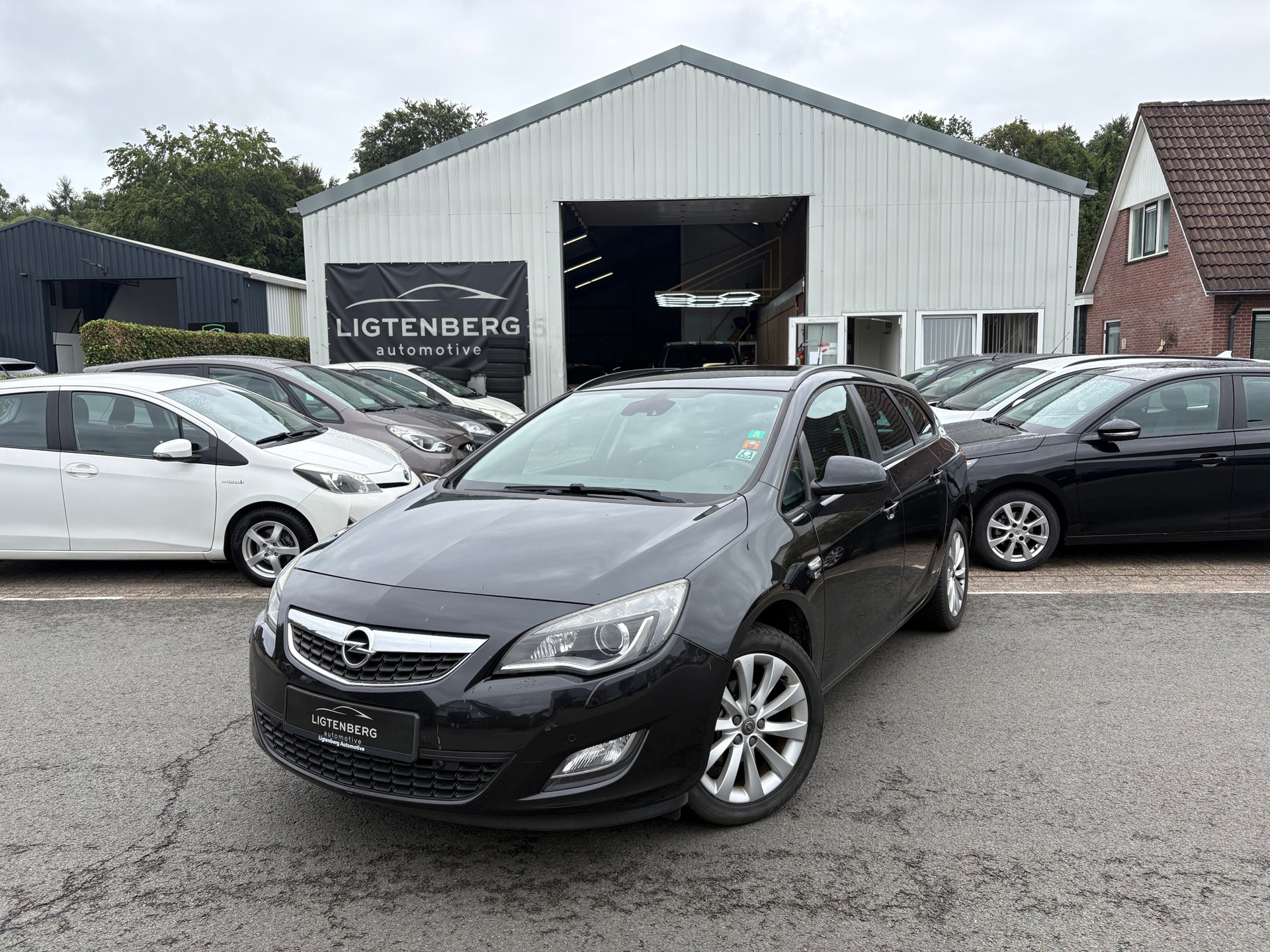 Opel Astra Sports Tourer 1.4 Turbo Sport CRUISE/STOELVERW 2012 - voorkant