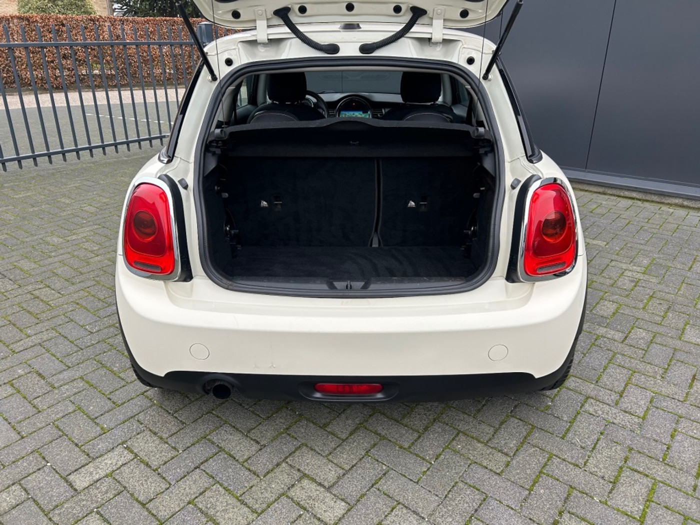 Foto van Mini One