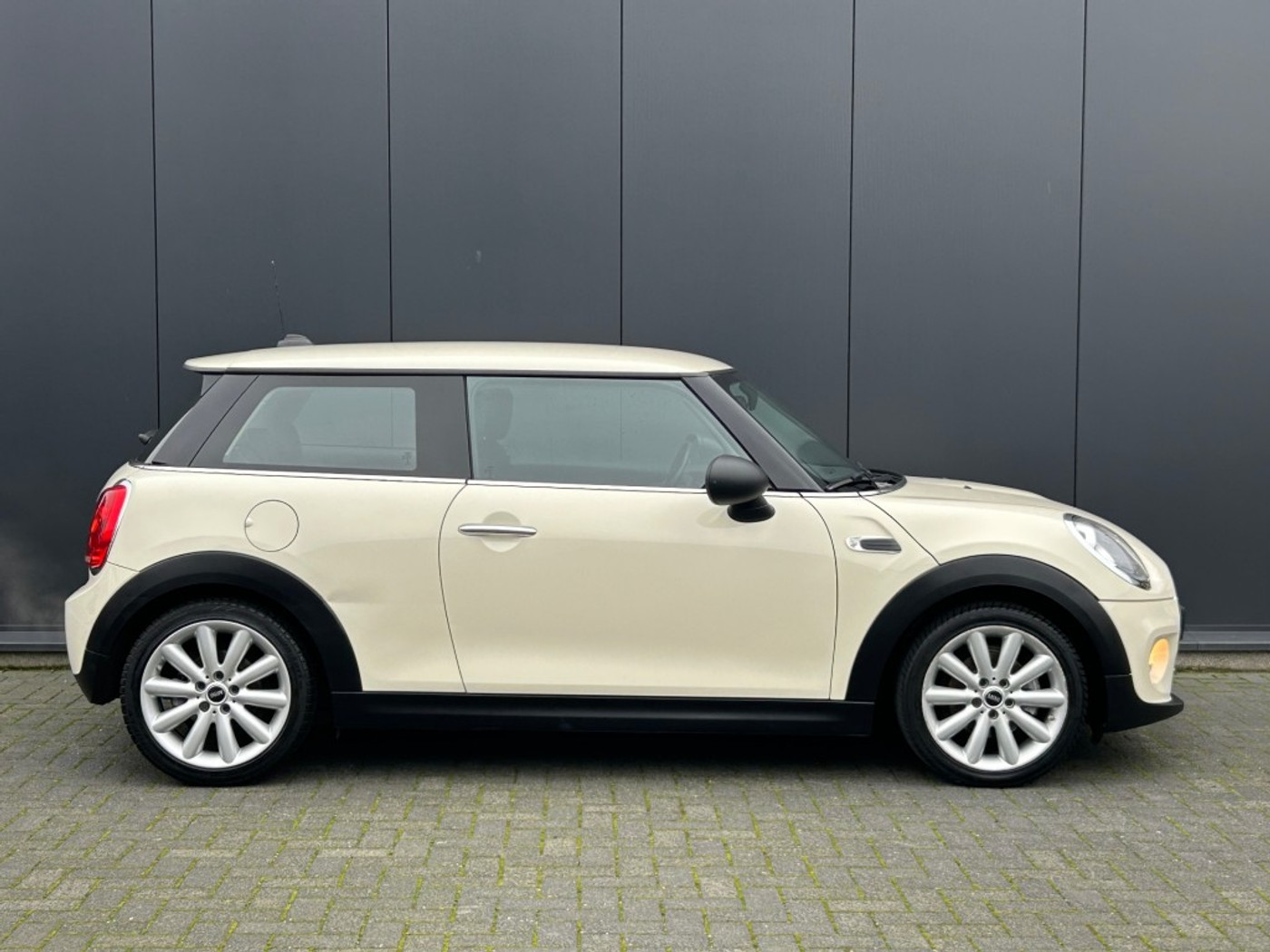 Foto van Mini One