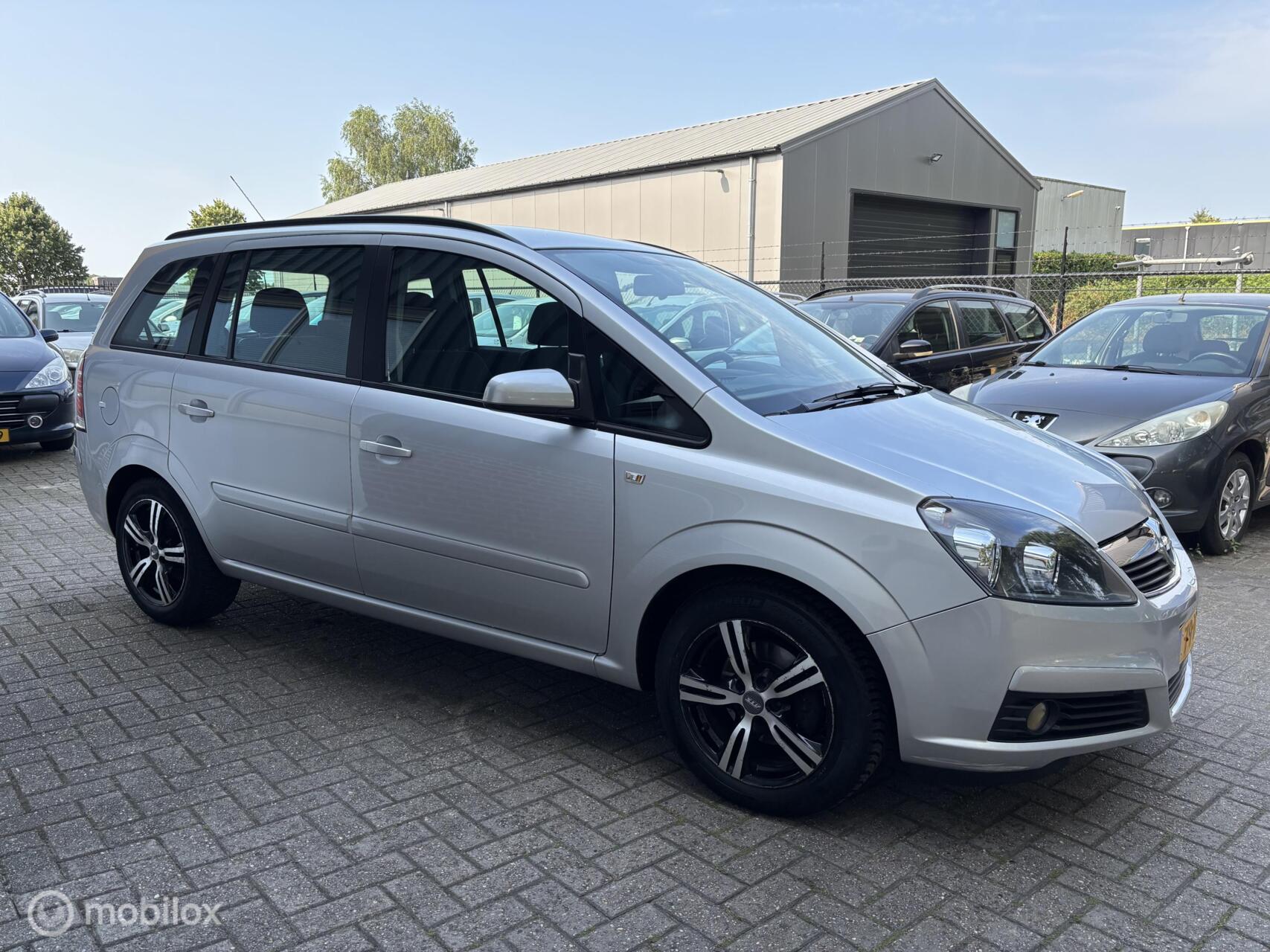 Foto van Opel Zafira