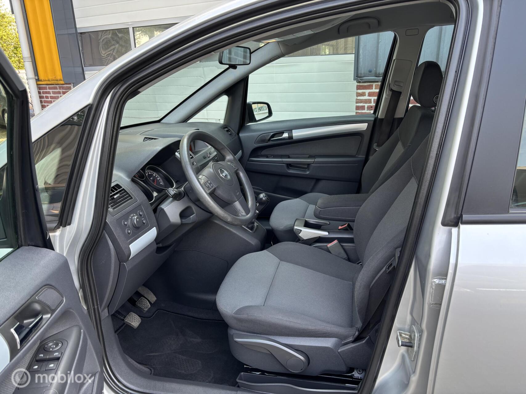 Foto van Opel Zafira