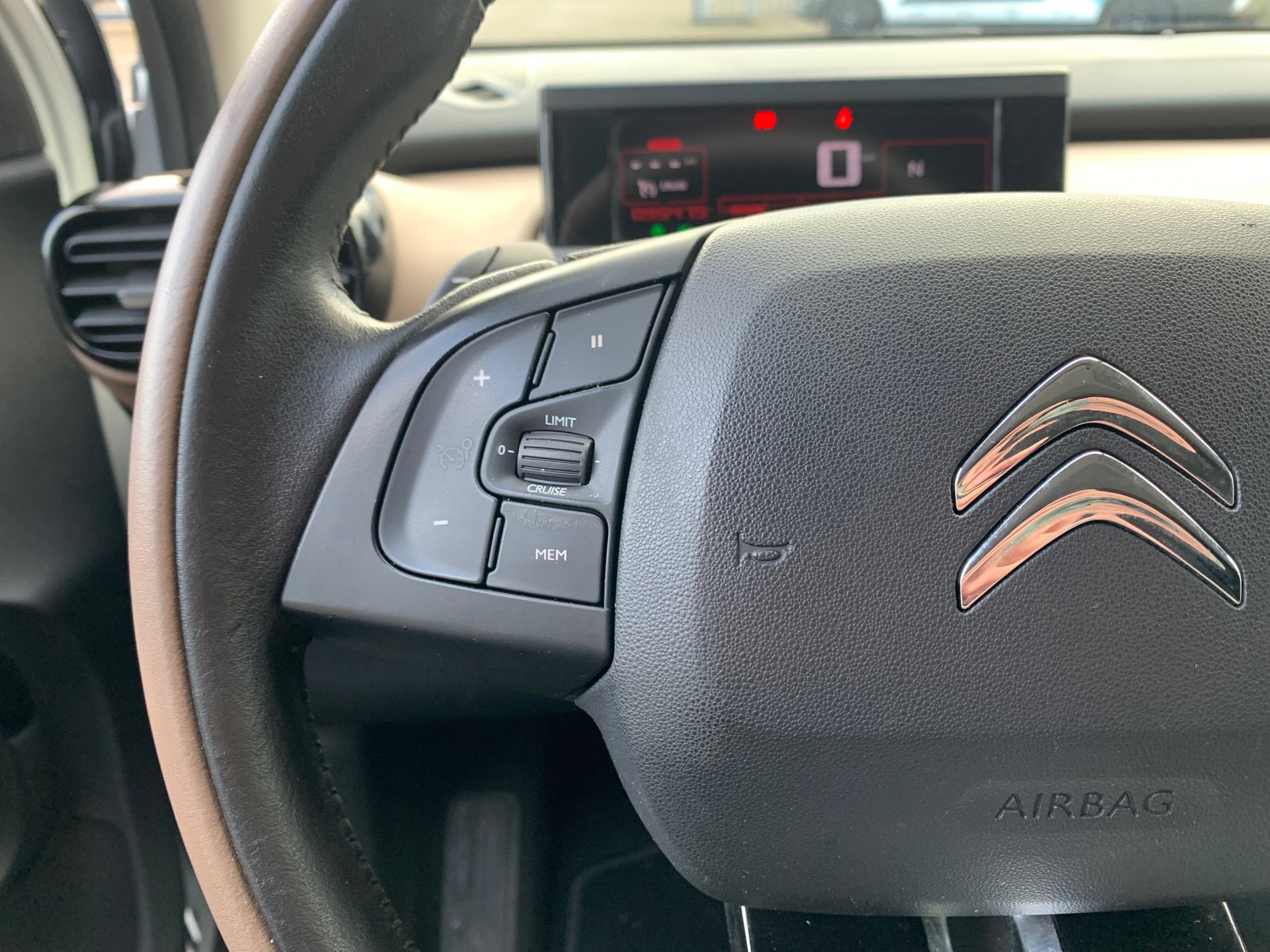 Foto van Citroen C4 Cactus