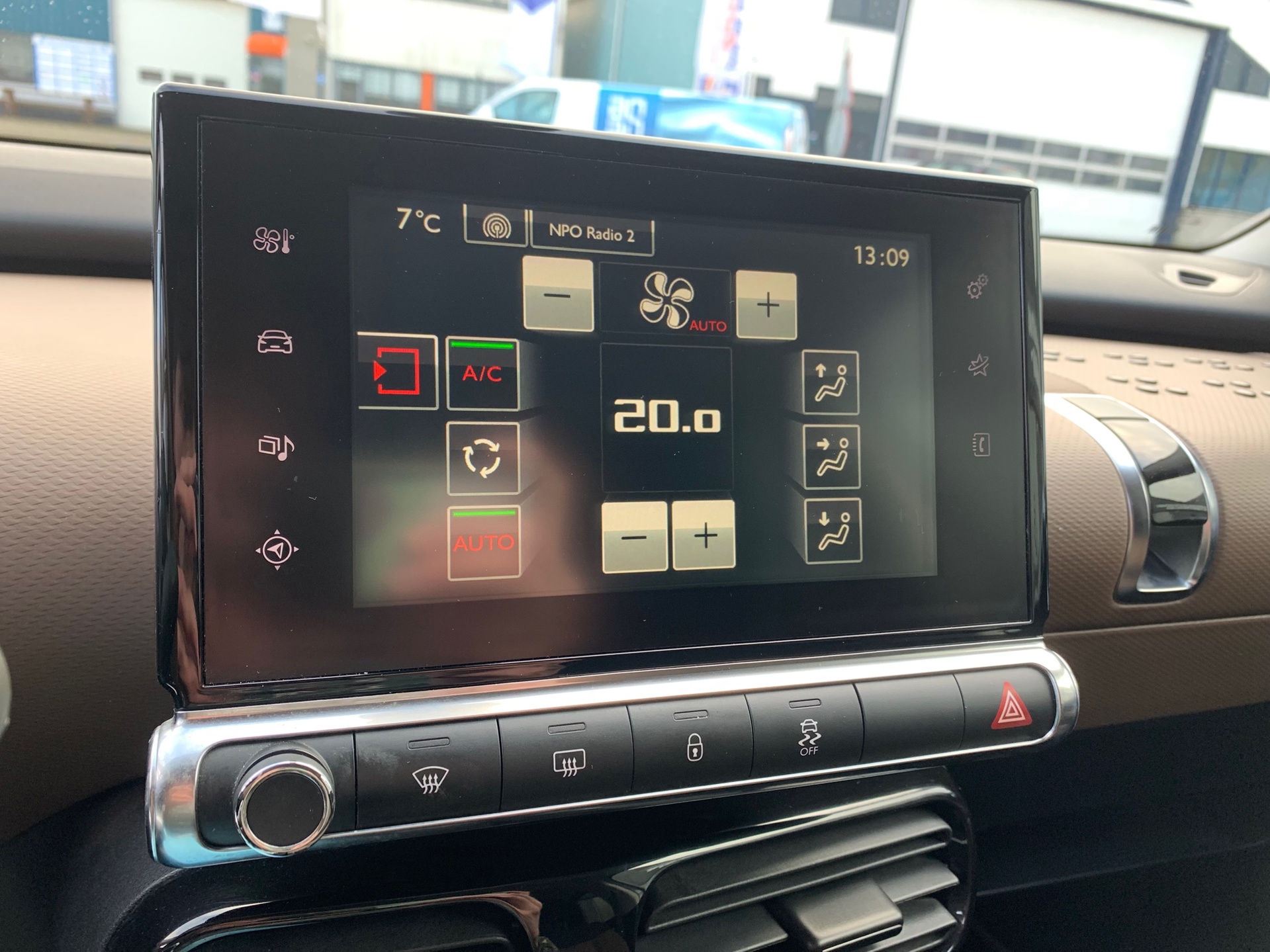 Foto van Citroen C4 Cactus