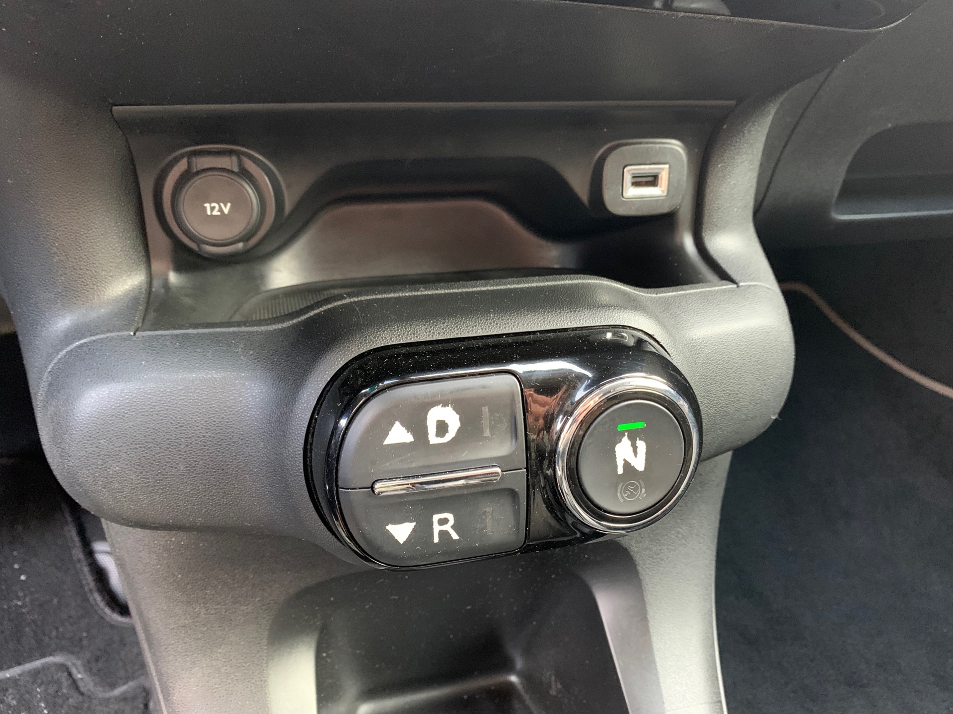 Foto van Citroen C4 Cactus