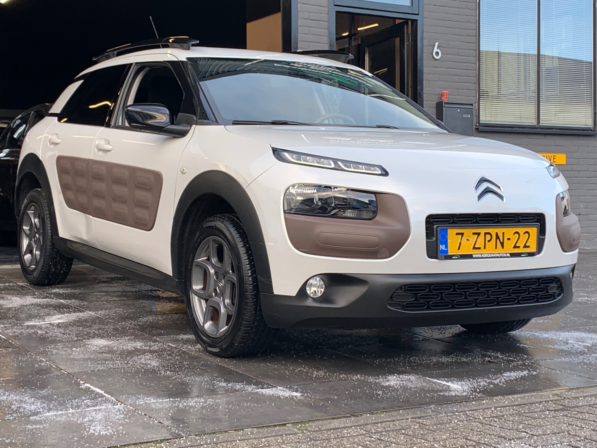 Foto van Citroen C4 Cactus