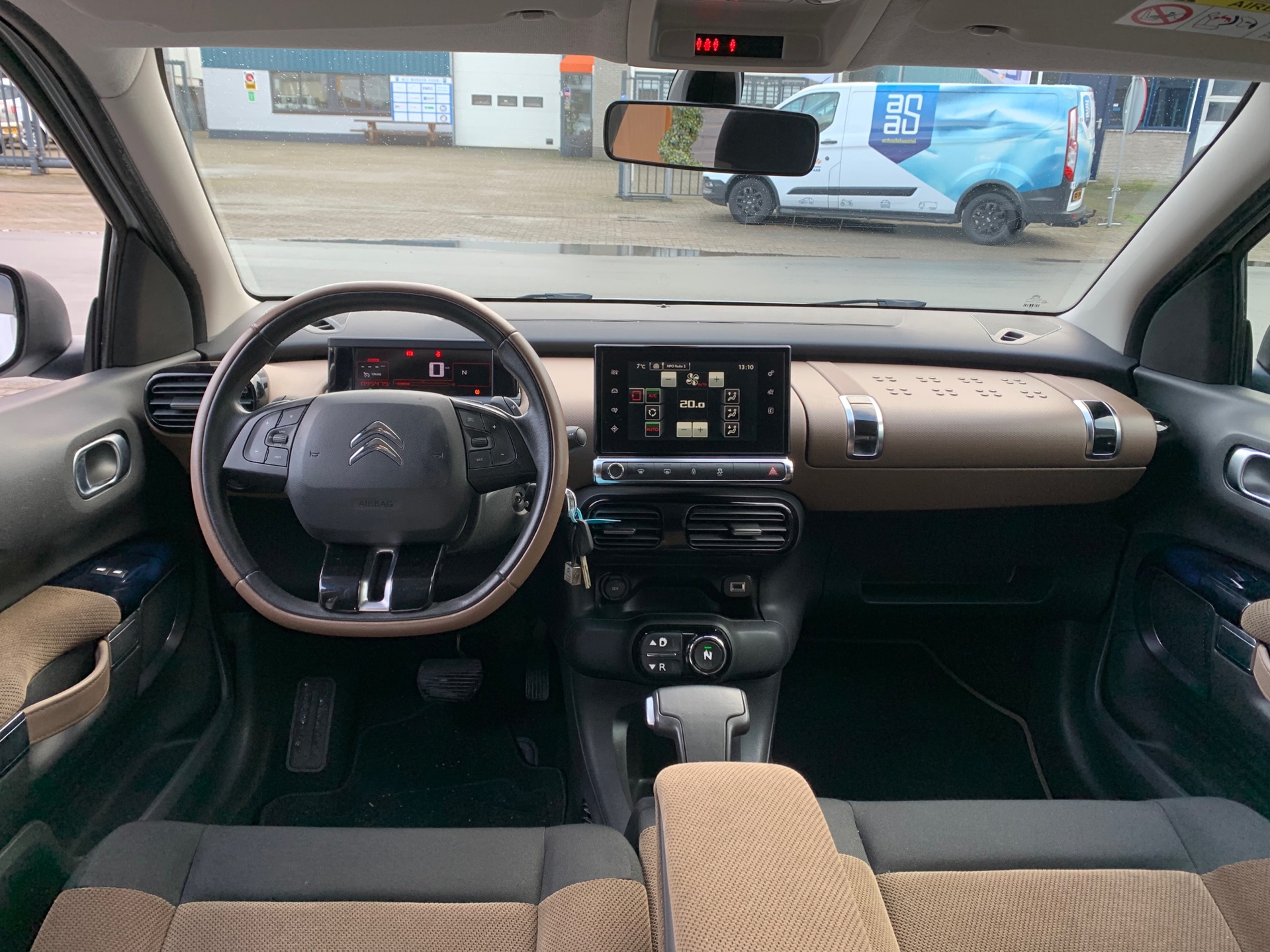 Foto van Citroen C4 Cactus