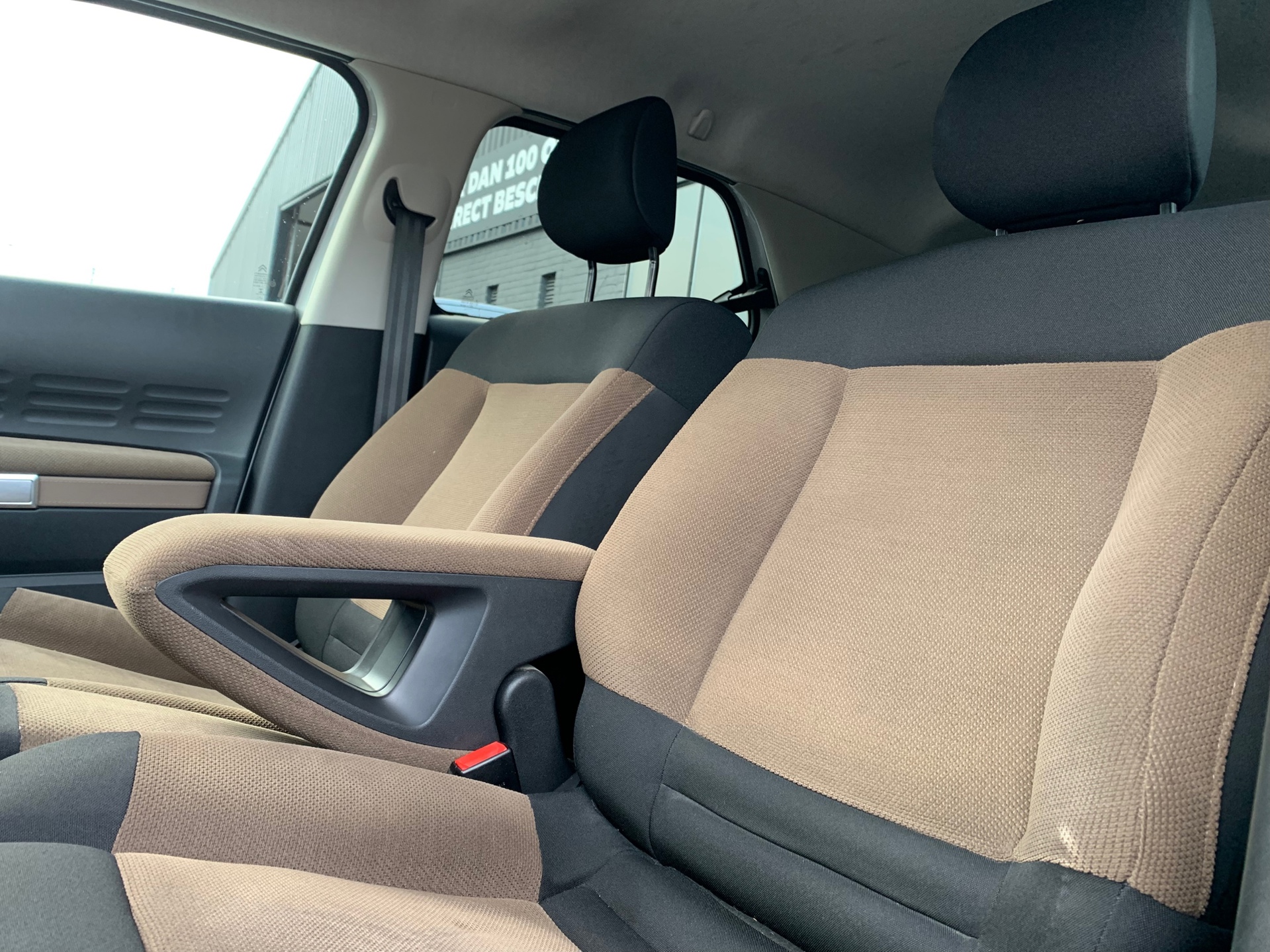 Foto van Citroen C4 Cactus