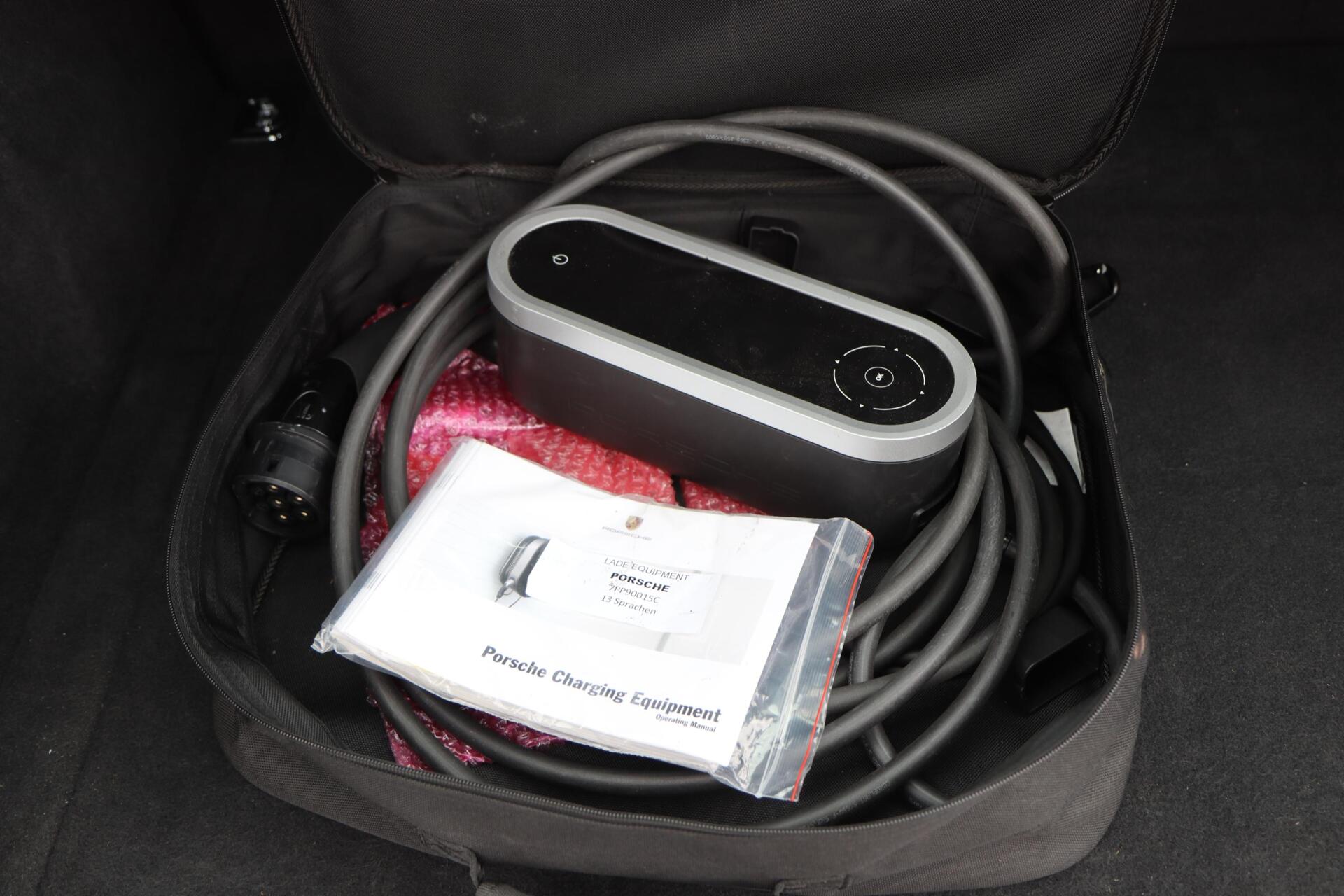 Foto van Porsche Cayenne S E-hybrid