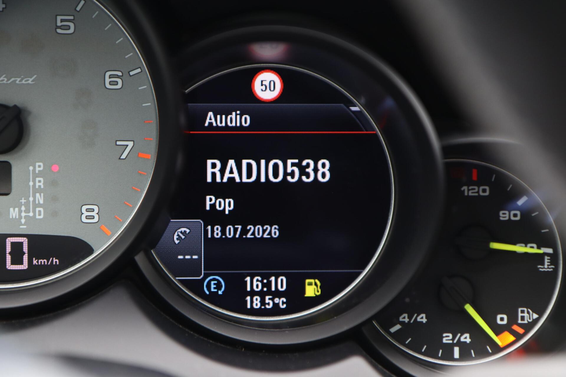 Foto van Porsche Cayenne S E-hybrid