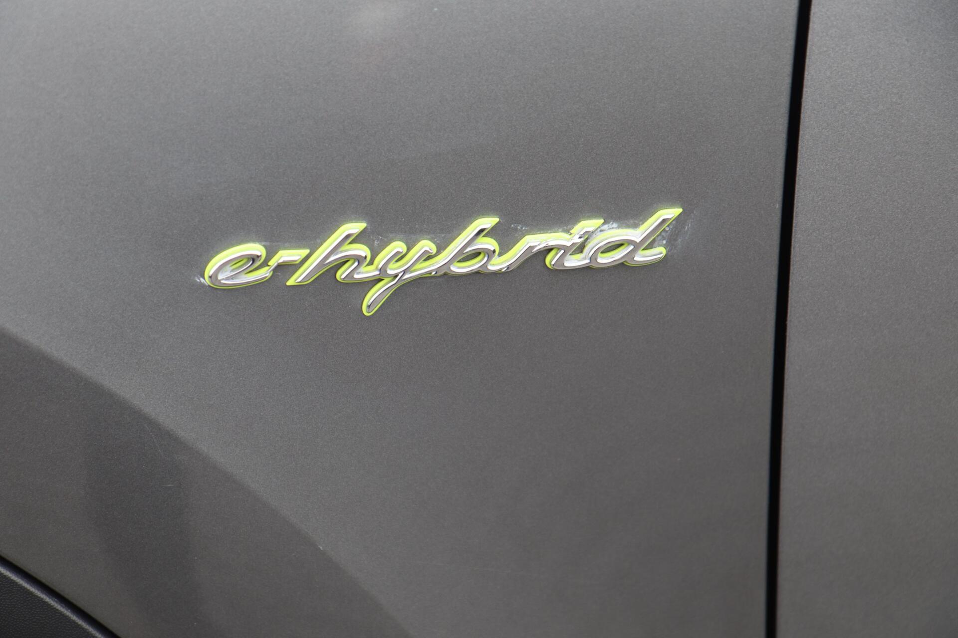 Foto van Porsche Cayenne S E-hybrid