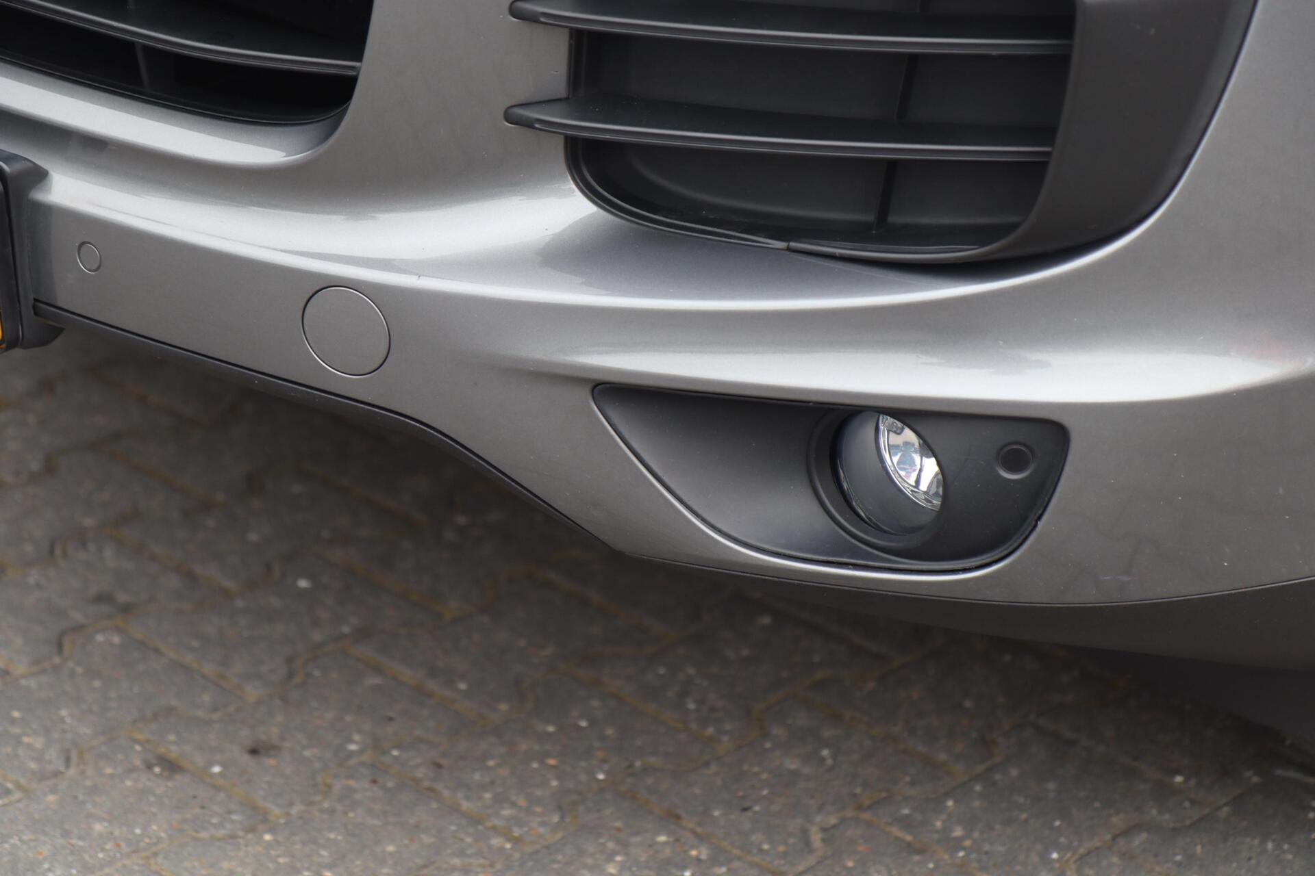 Foto van Porsche Cayenne S E-hybrid
