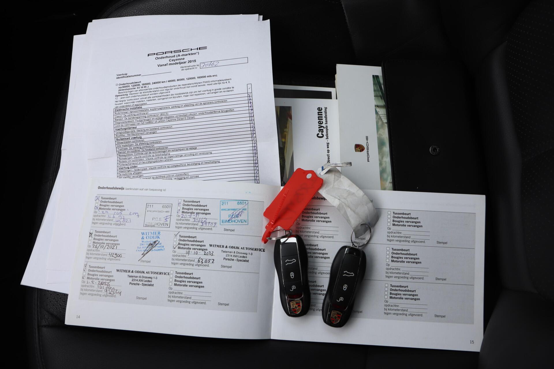 Foto van Porsche Cayenne S E-hybrid
