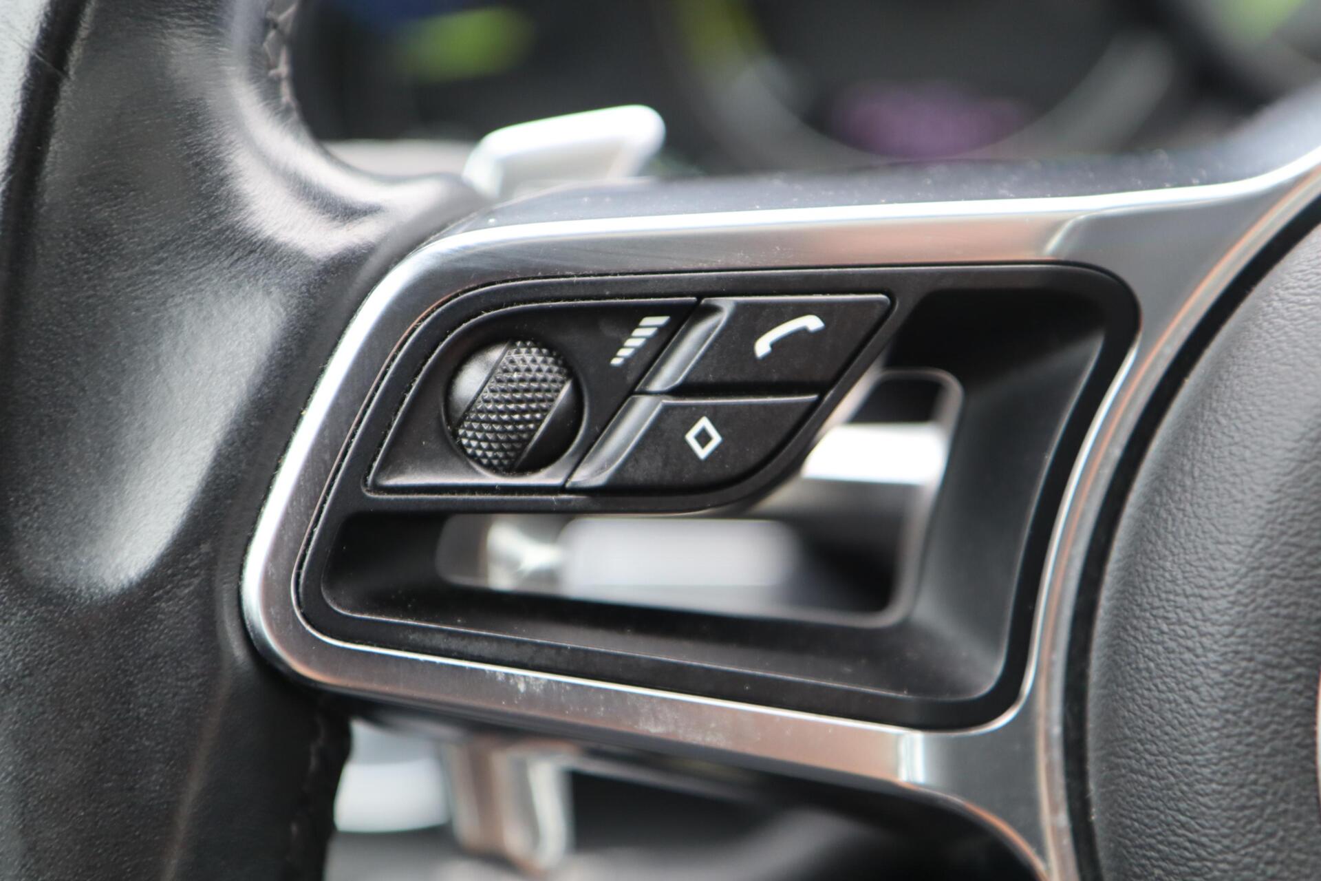 Foto van Porsche Cayenne S E-hybrid