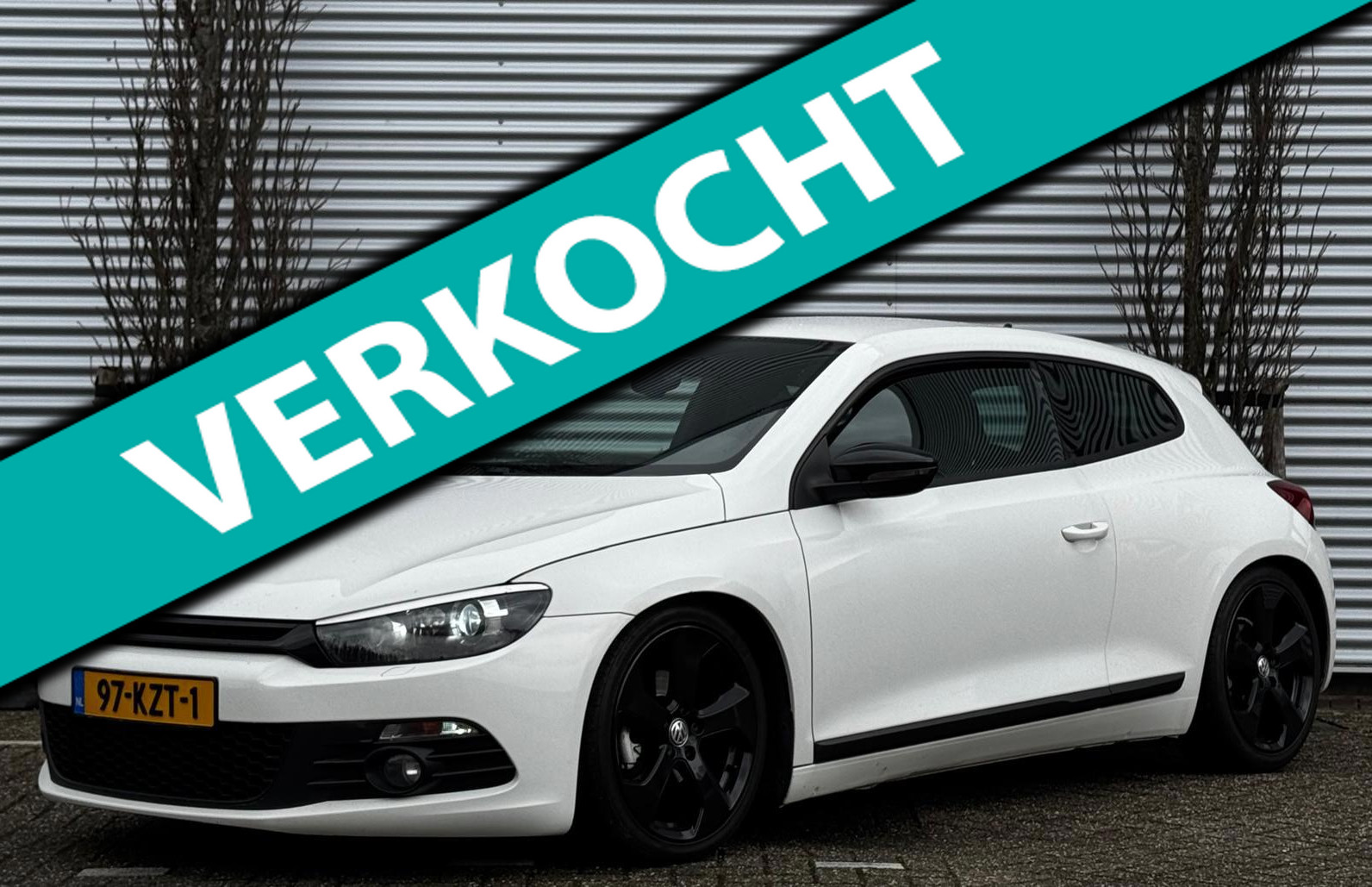 Volkswagen Scirocco 1.4 TSI Highline NAVI / XENON / APK 2010 - voorkant