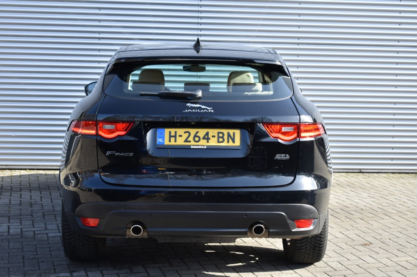 Foto van Jaguar F-pace