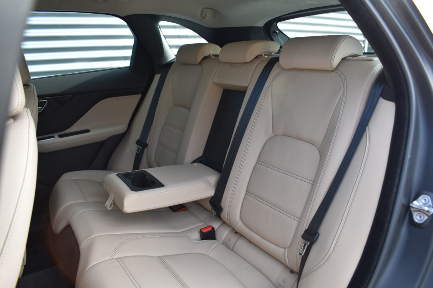 Foto van Jaguar F-pace