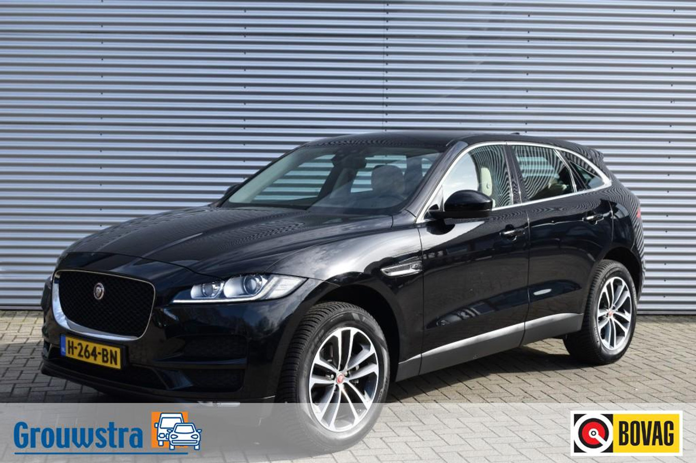 Jaguar F-pace 2.0t AWD Portfolio 2019 - voorkant
