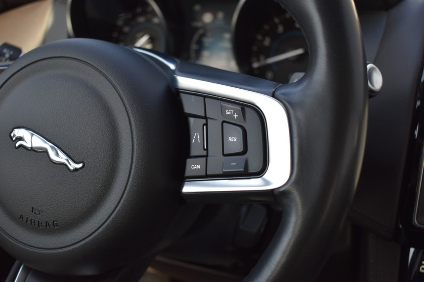 Foto van Jaguar F-pace