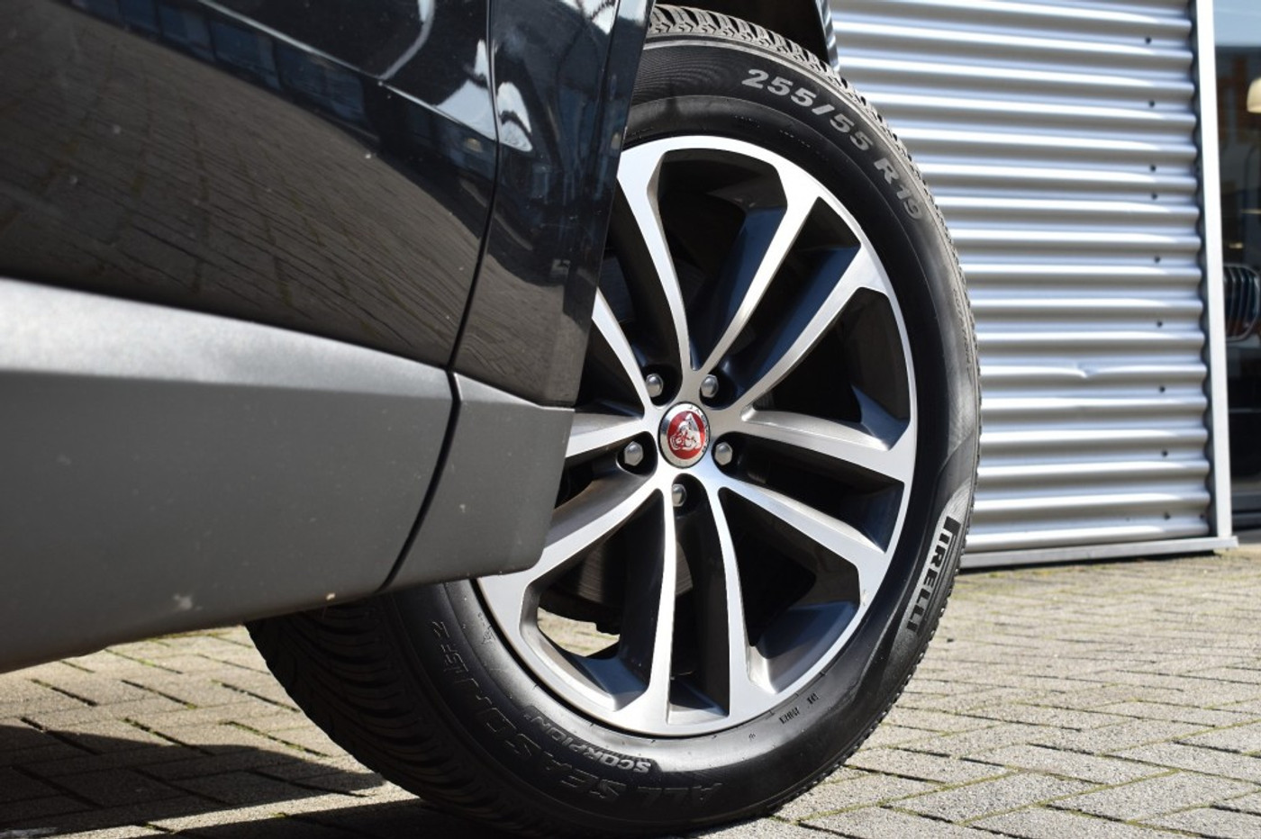 Foto van Jaguar F-pace